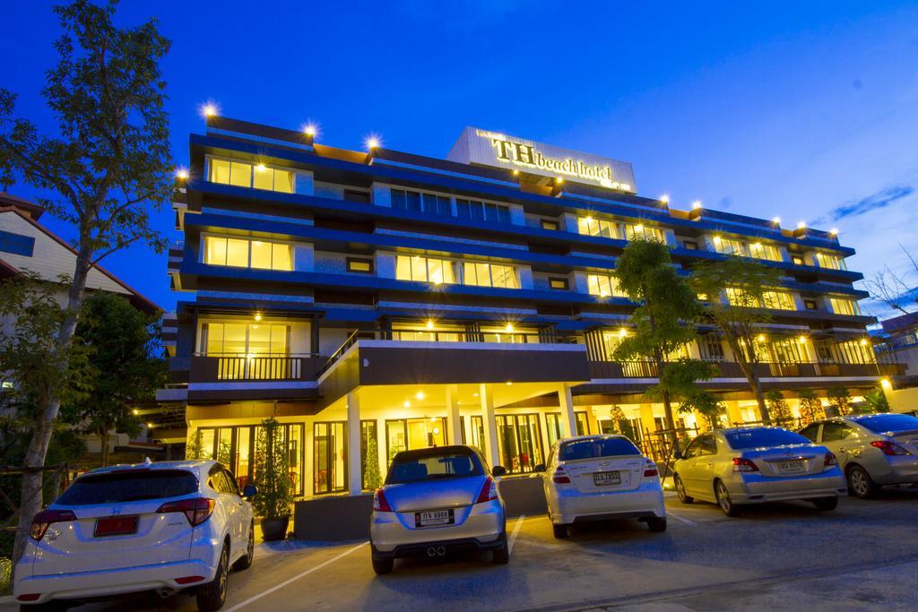 TH beach hotel HHQ Exterior foto
