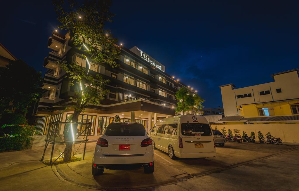 TH beach hotel HHQ Exterior foto