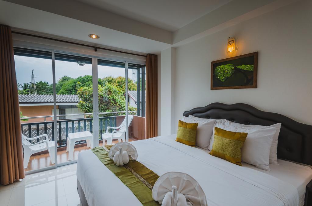 TH beach hotel HHQ Exterior foto
